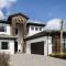 Luxury 6 Bdrm Retreat with Gaming Loft Area at Reunion - 基西米