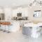 Classic 4 Bdrm Home with Private Pool at Encore - 奥兰多