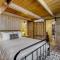 On Timbered Time - موندز بارك