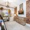 Colorful 8 Bdrm Home with Theater at Encore - Orlando