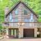 Less Than 1 Mi to Lake Wallenpaupack Poconos Cabin Rental