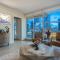 "The Draper" - Luxury Corner Unit w Tower View, - Near Stampede, Saddledome, BMO Centre! FREE Parking, Banff Pass, & Wine!