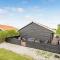 Holiday Home Marielyst Strandpark Væggerløse Xii - Bøtø By