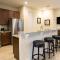 Sun-filled 10 Bdrm House with Backyard Pool at Encore - Orlando