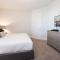 Spacious 8 Bdrm Abode with Spillover Spa in Encore - Kissimmee