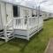 3 Bedrooms, 8 Berth Caravan, Lyons Robin Hood in Rhyl - 拉尔