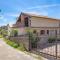 3 Bedroom Gorgeous Home In Karlobag