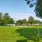2 Bedroom Stunning Home In Heinkenszand