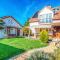 5 Bedroom Stunning Home In Grzybowo