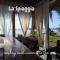 La Spiaggia, tropical villa with private beach