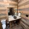 Escape to All Inn A Luxurious 6 King Bedroom Cabin with an indoor pool theater and game rooms - 赛维尔维尔
