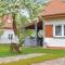 Cozy Home In Nowe Warpno With Lake View - 新瓦尔普诺