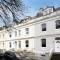 Harbour House - Central Location with Free Parking