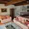 Chateau de Pys Guest House - Latrape