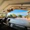 4 Bedroom Beach House on 4th Ave - أومدلوتي