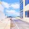 entire beachfront apartment 5 Esplanades seaviews