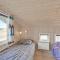 2 Bedroom Gorgeous Home In Hvide Sande