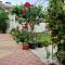 Casa Georgeta 2 Mai-Punct Gastronomic Local-AROME DOBROGENE