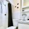 Seaside Family Oasis, King Bed, Private Pool, with Car