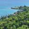 LE BLANC HIDEAWAY