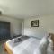 Oxford, 2 Bedroom Private Flat with Parking - Oxford