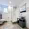 ADN Suites - NETFLIX - modern and smart