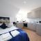 NEW Private Studio Apartment London 6