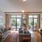 Stunning 1Bed Surry Hills Balcony Apt w Parking