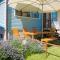 Summer Blue - Holiday House