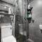 Standard Triple Room - Luxe Spot - Next to Central - Shared Bathroom