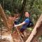 Jhony's Backpacker-Guest House only stay here book treking with us - 武吉拉旺