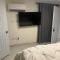 Luxury Apartment Hot Water,AC,WiFi,PS3 - 圣斐利-银港