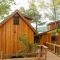 The Spruce in Treehouse Grove at Norton Creek - غاتلينبرغ