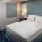 Surfside Hotel and Suites