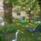 Charmant F1 indépendant rez de jardin proche de vichy petits dej compris - 阿列河畔美岸