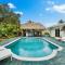Eccentric home with pool tiki hut & outdoor kitchen - Pompano Beach