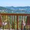 Mountain View Apartment Near Downtown & Hiking - 埃弗格林