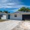 Cocoa Pool Haven 15-20 min to Port Canaveral and Beach! - Cocoa