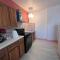 The Pink house walking distance to the Falls - شلالات نياغارا