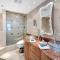 2 Bedrooms Unit OceanFront Resort The Alexander - ميامي بيتش