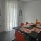 Warburg, FeWo "Sweet Home" 2,5 Zi- EG-separater Eingang - Parkplatz - Terasse- komfortabel,renoviert