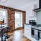 NEW! Stunning City Centre 2-Bed Apartment in Chester by 53 Degrees Property - Ideal for Couples & Groups - Sleeps 4! - تشيستر