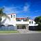 Beachfront 1BR, Loft - Surf, Cafe, Relax