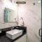 Beachfront 2BR Condo w/ Pool - Blue Flag Beach