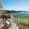 Headland Hideaway