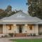 Lillians on Lovedale