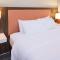 Hampton Inn Fairmont - فيرمونت