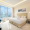 LUX Iconic Views at The Palm Tower Suite 4