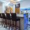 Hadmof Hotel and Suites