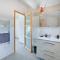 3 Bedroom Beautiful Home In Remoulins - 雷穆兰
